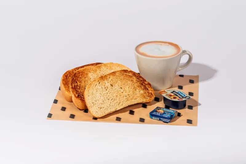 Infusión con tostadas